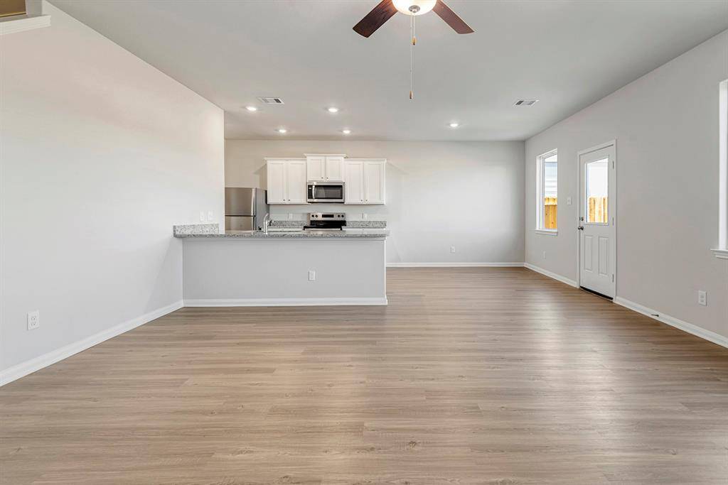 Houston, TX 77016,8115 Sunberry Shadow DR