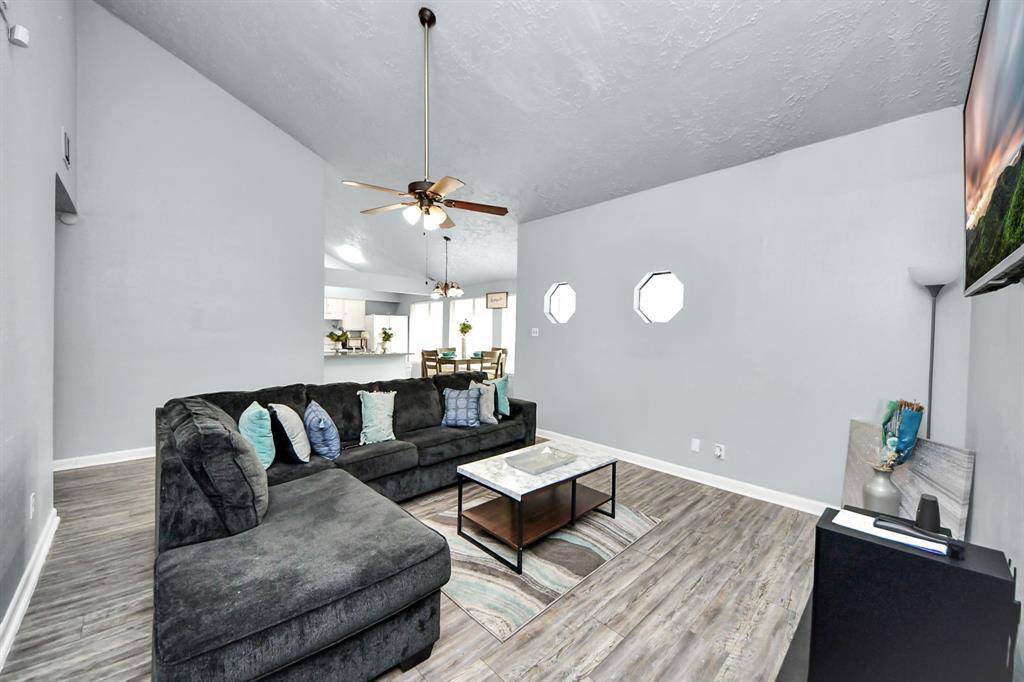 Sugar Land, TX 77498,14063 Towne Way DR