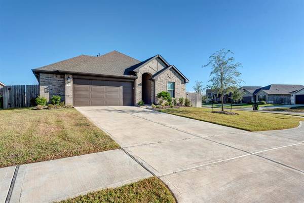 1302 Wild Mustang TRL, Richmond, TX 77406