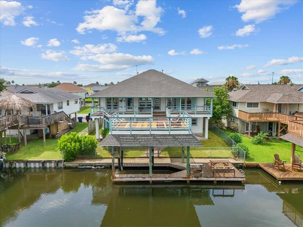 933 Bonita ST, Bayou Vista, TX 77563