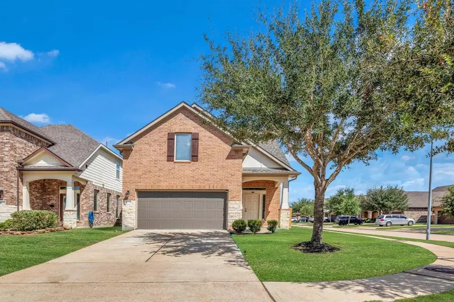 8110 Heartbrook Field LN, Cypress, TX 77433