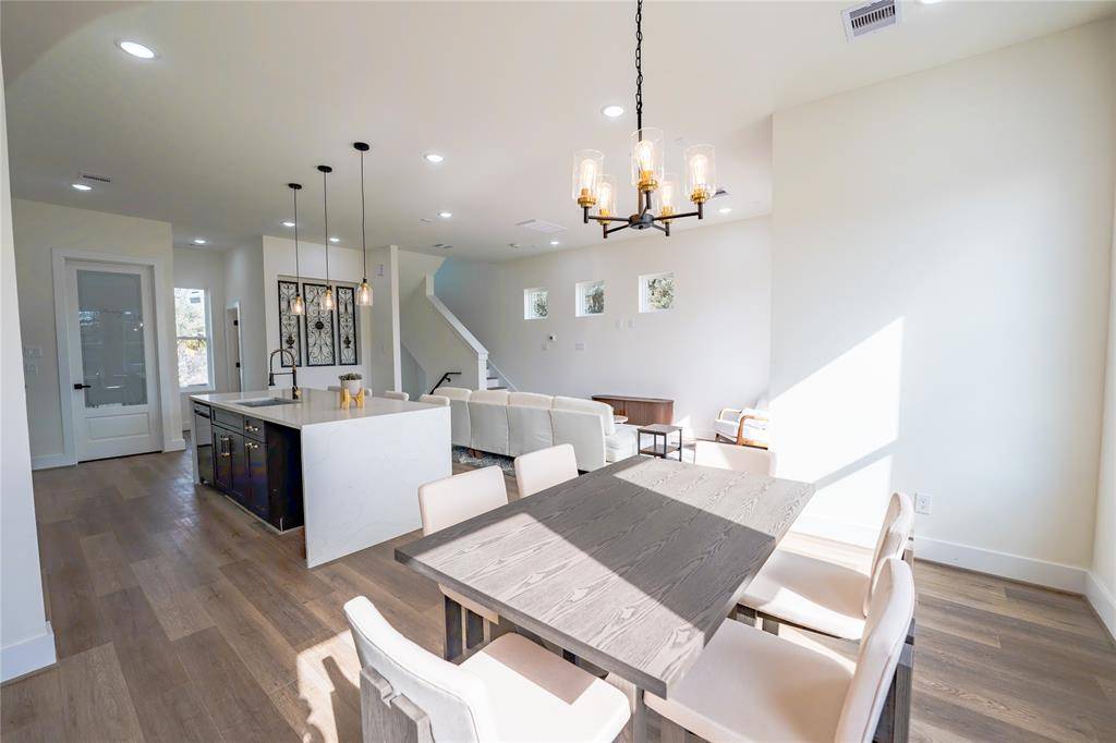 Houston, TX 77021,4109 Dreyfus ST