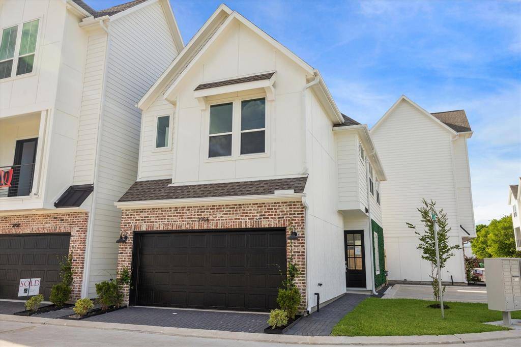3906 Willowbend Point Drive, Houston, TX 77025