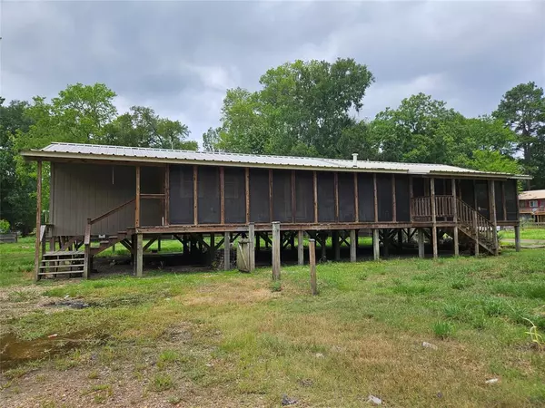 530 County Road 2859, Cleveland, TX 77327