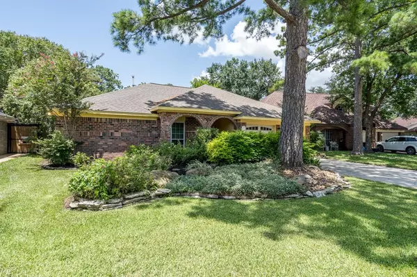 9406 Twilight Moon DR, Houston, TX 77064