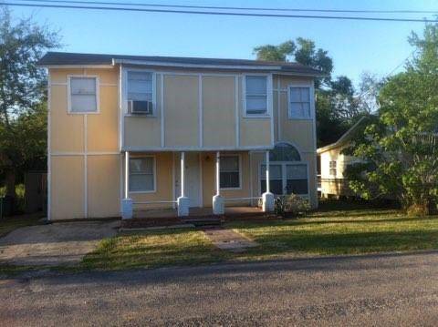 202 S Y ST, La Porte, TX 77571