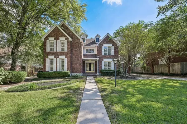 The Woodlands, TX 77381,7 Golden PL