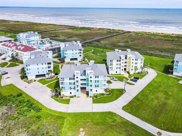 4231 Pointe West Drive DR #103, Galveston, TX 77554