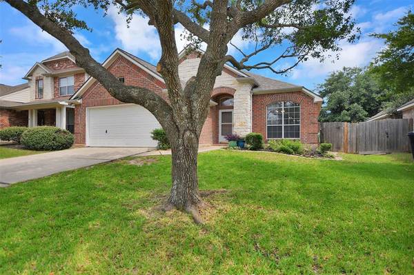 12014 Carol LN, Pinehurst, TX 77362