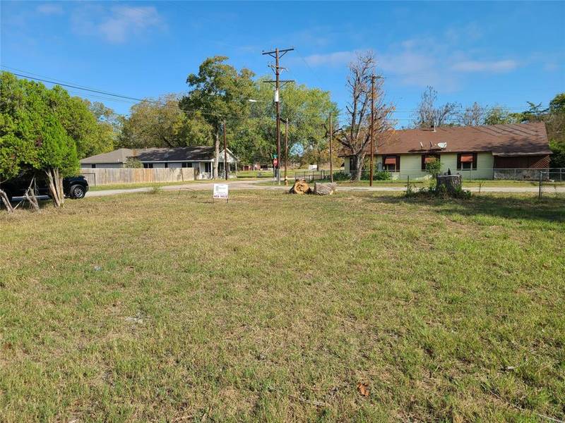 499 Avenue C, Somerville, TX 77879