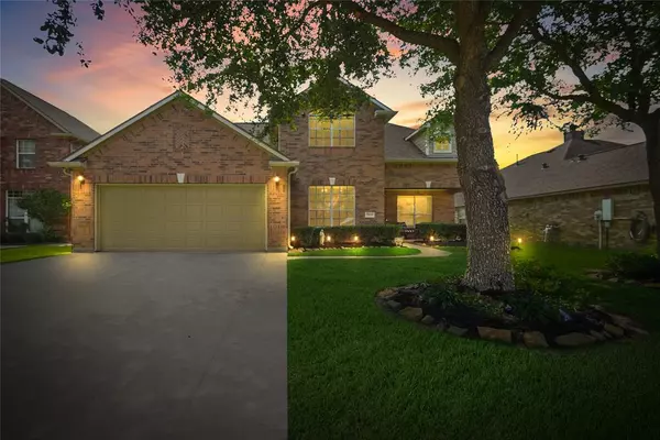 5115 Laura Lee LN,  Pasadena,  TX 77504