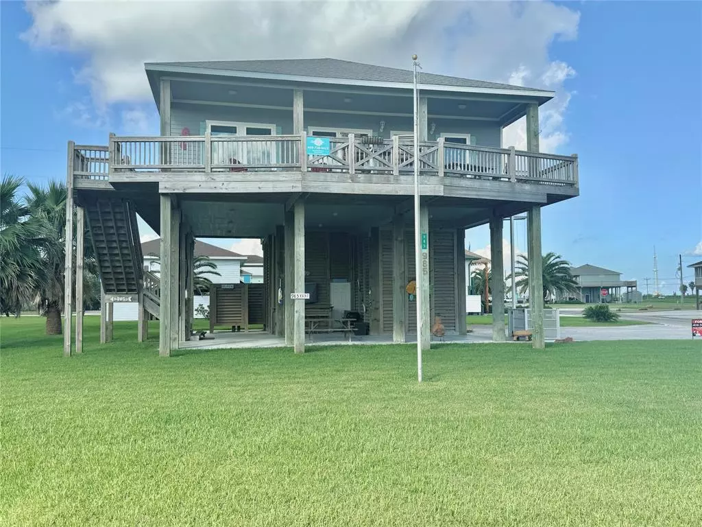 Crystal Beach, TX 77650,985 Kent