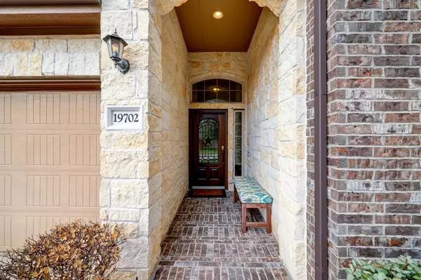 Cypress, TX 77433,19702 Yellow Hibiscus LN