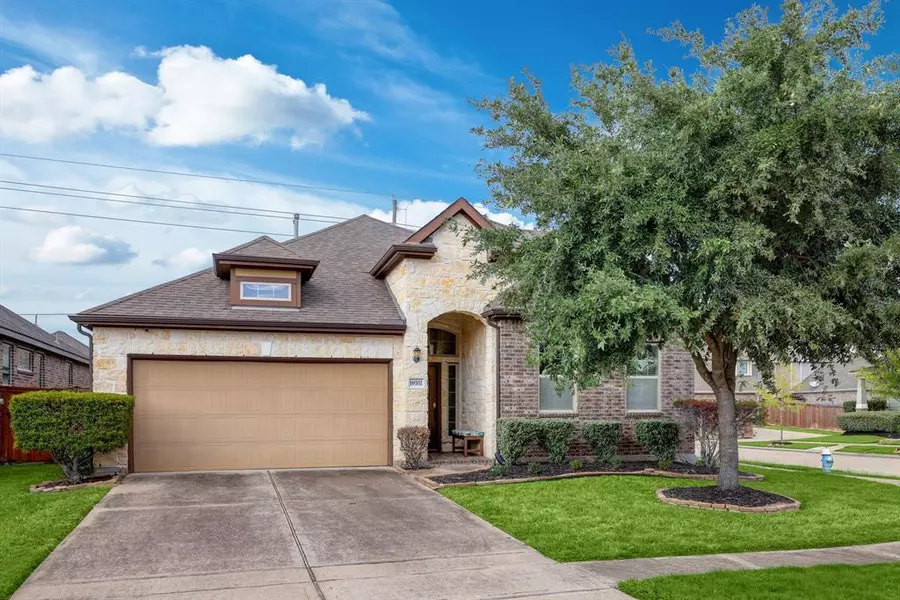 19702 Yellow Hibiscus LN, Cypress, TX 77433