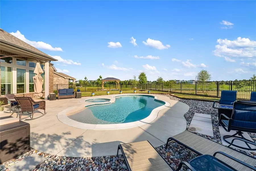 21114 Hill Summit CT, Cypress, TX 77433