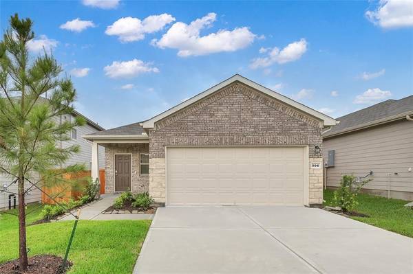 306 Shady Cedar Hill LN, Conroe, TX 77378