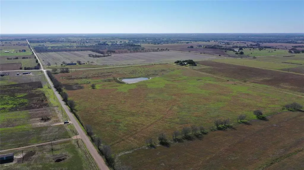 TBD Lot 7 Falke-Heinrich Road, Schulenburg, TX 78956