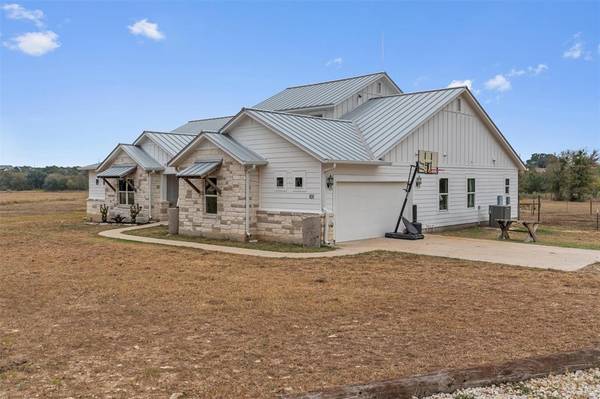 Bertram, TX 78605,101 Kleingrass CT