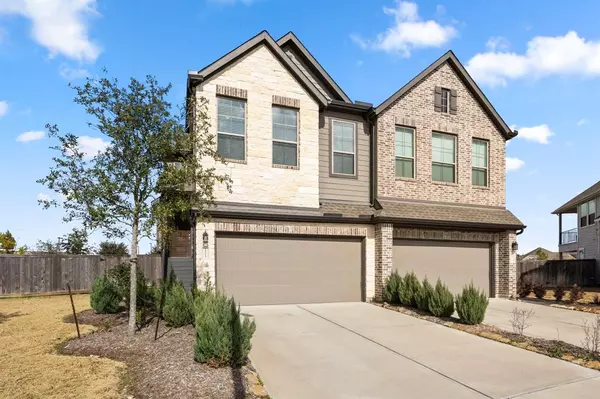 15122 Cougar Overlook CT, Cypress, TX 77433