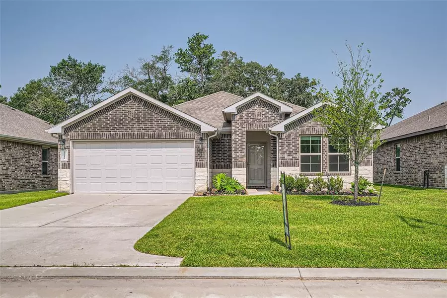 2326 Strong Horse DR, Conroe, TX 77301