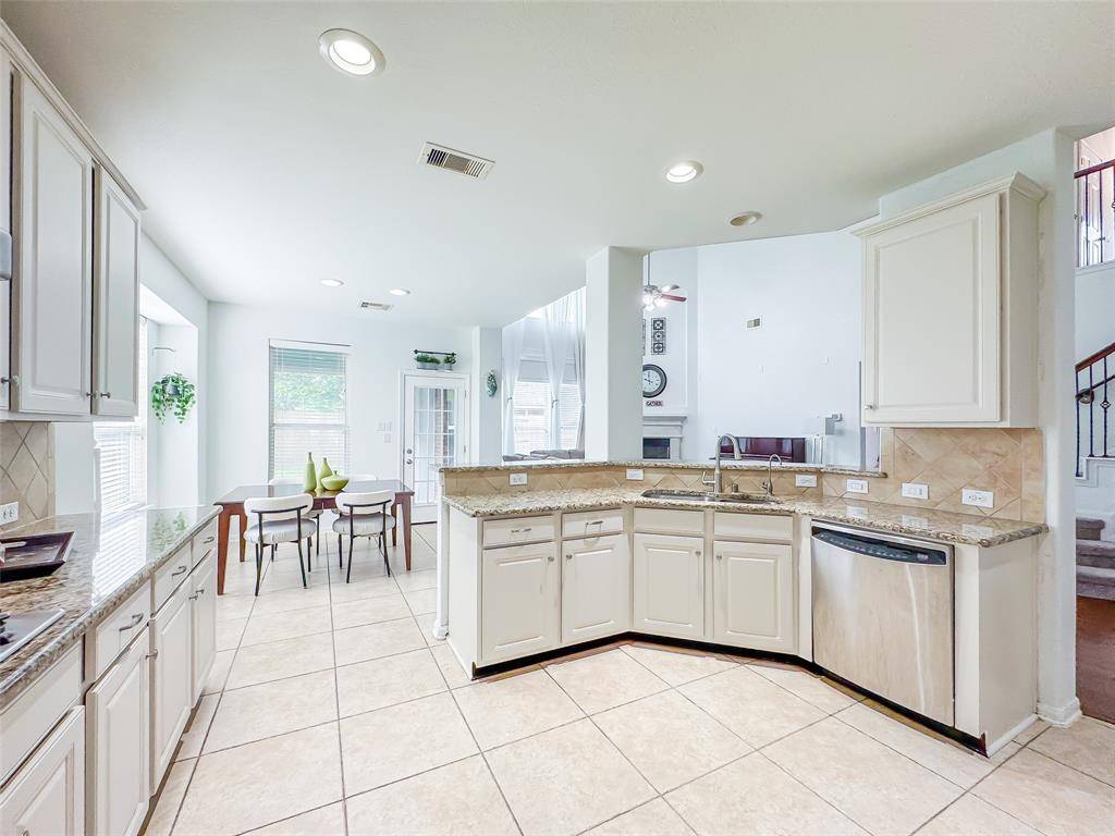 Sugar Land, TX 77479,1214 Bellingrath CT