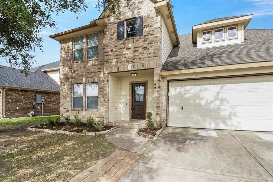 6505 Hillock LN, Pearland, TX 77584