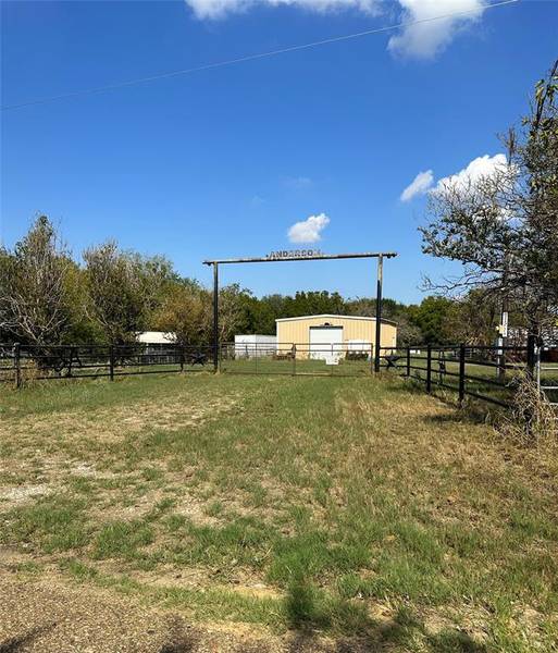 853 County Road 206, Bremond, TX 76629