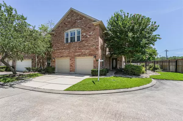 12451 Golden Thistle, Pasadena, TX 77058