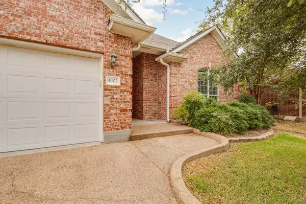 4003 Reatta LN,  College Station,  TX 77845