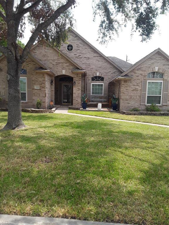 3320 Glastonburry, Pearland, TX 77581