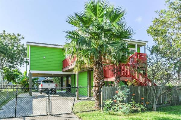 5427 Avenue O, Galveston, TX 77551