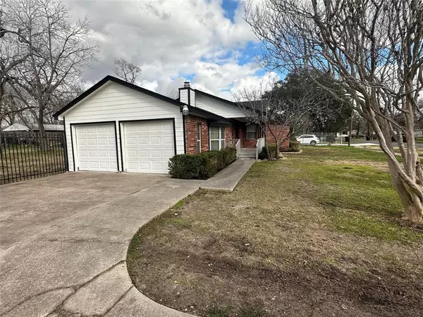 Houston, TX 77033,4831 Carmen ST