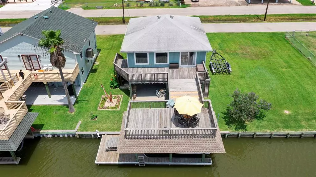 Bayou Vista, TX 77563,415 Ling ST