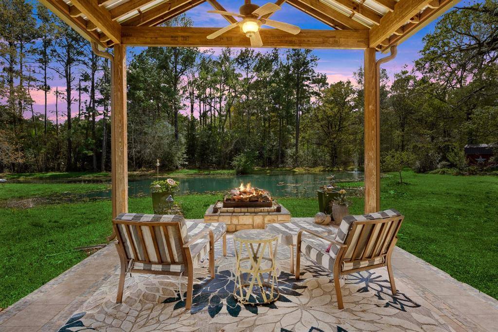 11803 Tiffany LN, Magnolia, TX 77354