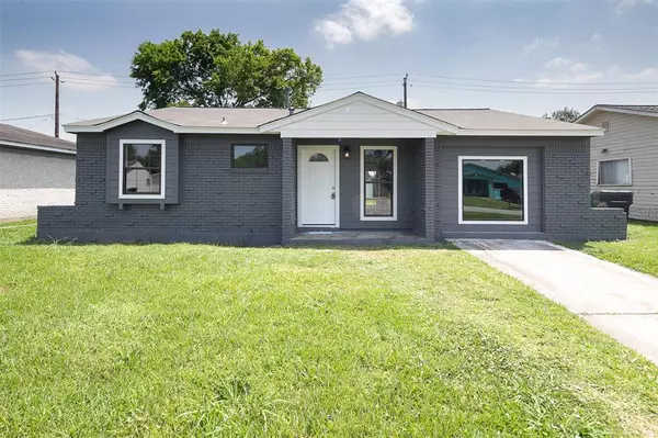 3309 Proswimmer ST, Houston, TX 77088