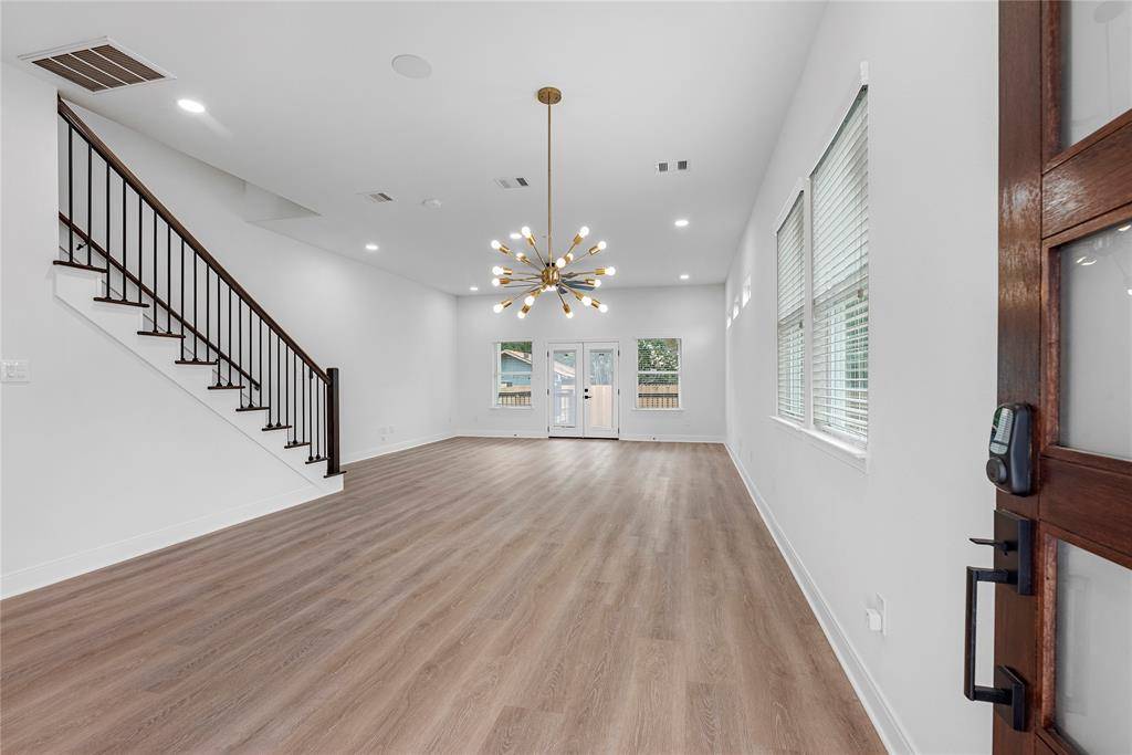Houston, TX 77092,6626 Highrock RD