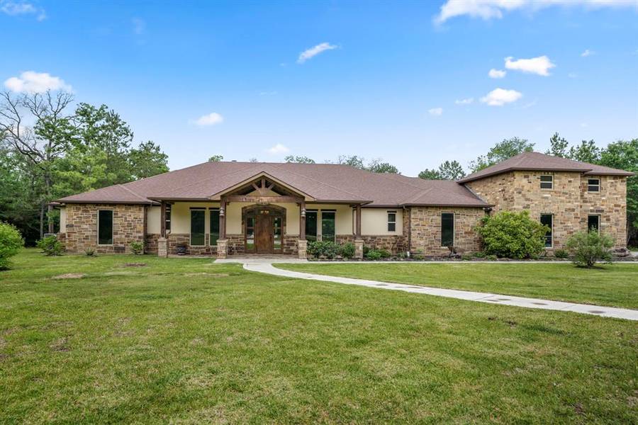 87 Cedar Ridge, Huntsville, TX 77320