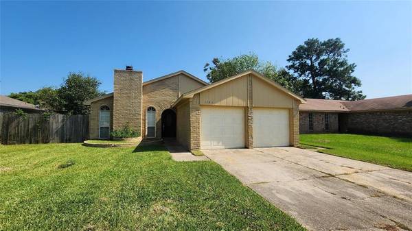 12815 Drifting Winds DR, Houston, TX 77044