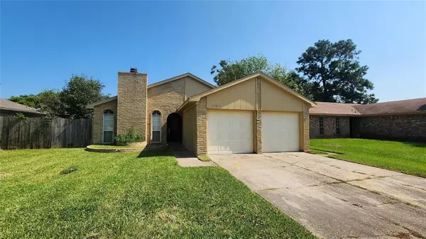 12815 Drifting Winds DR, Houston, TX 77044