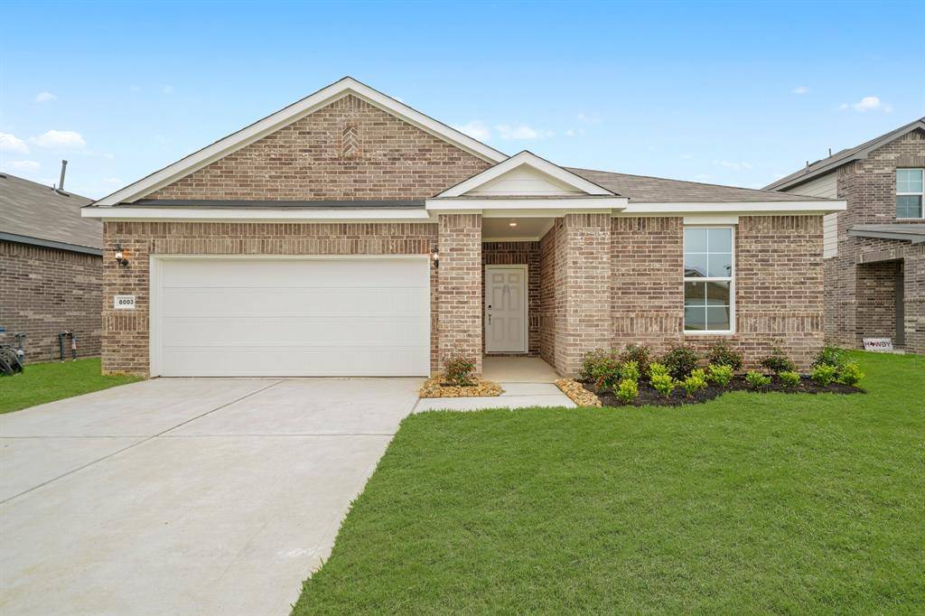 8003 Chipper LN, Navasota, TX 77868