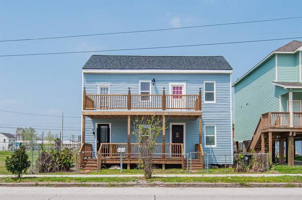 2714 Ball, Galveston, TX 77550