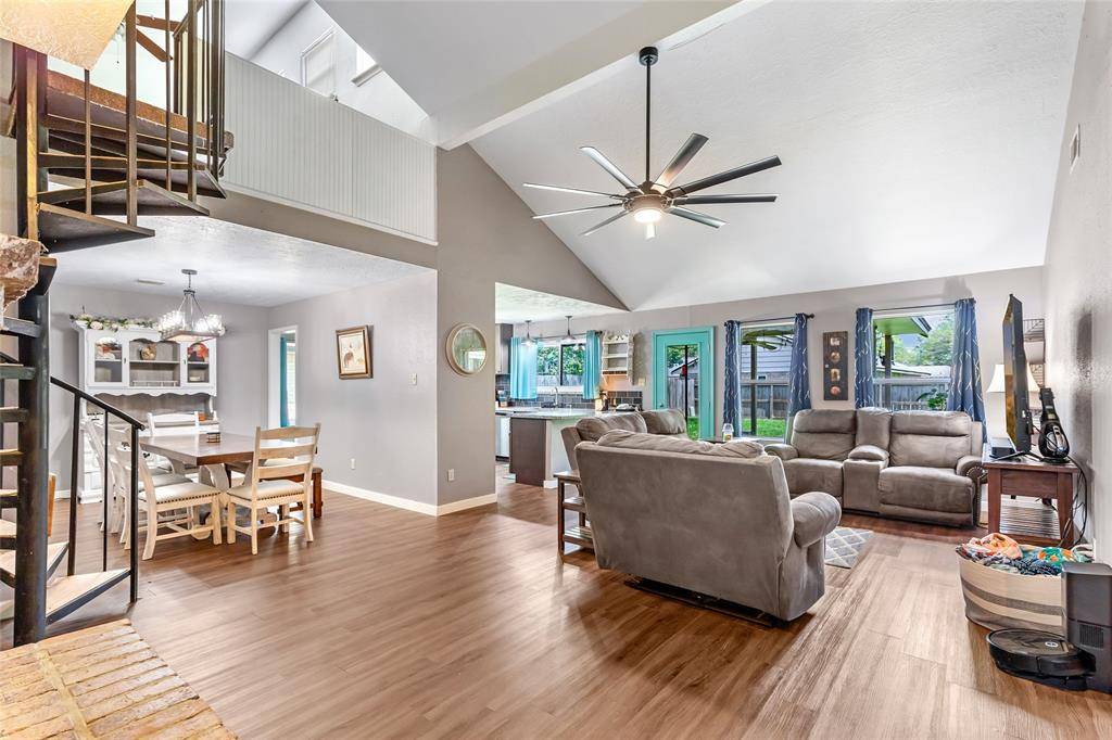 17322 Golf Club DR, Crosby, TX 77532