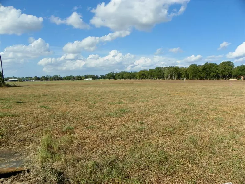 Lot 3 Kingston DR, Wharton, TX 77488