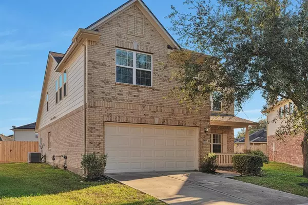 13004 Ferry Cove LN, Pearland, TX 77584