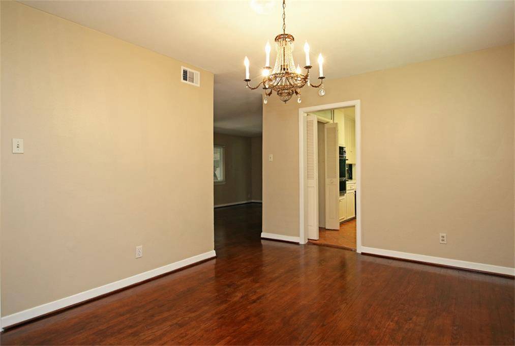 Houston, TX 77027,2332 Suffolk DR
