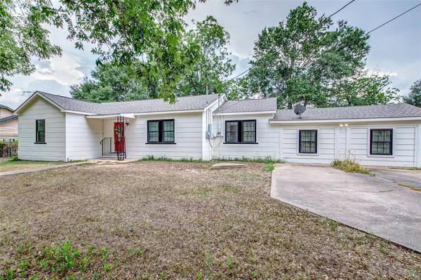 Eagle Lake, TX 77434,607 Pendleton ST