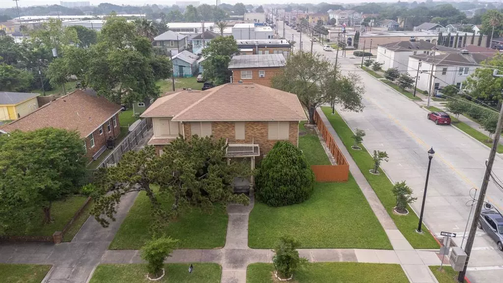 4427 Avenue O, Galveston, TX 77550