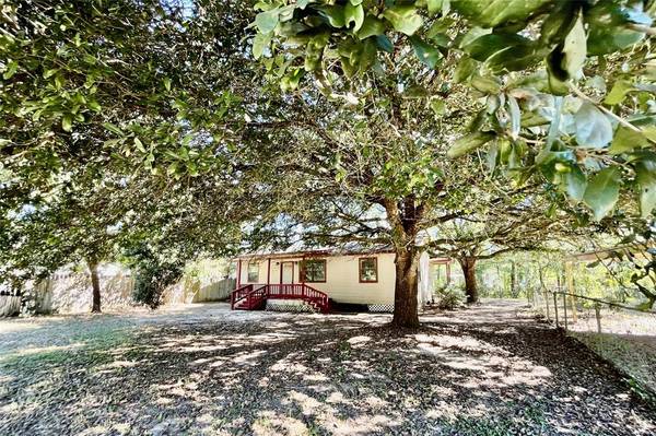 27154 E River RD, Splendora, TX 77372