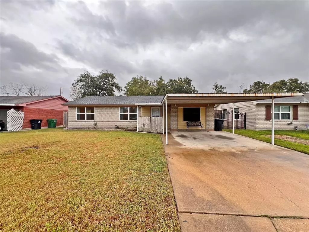 Houston, TX 77034,10522 Hinds ST