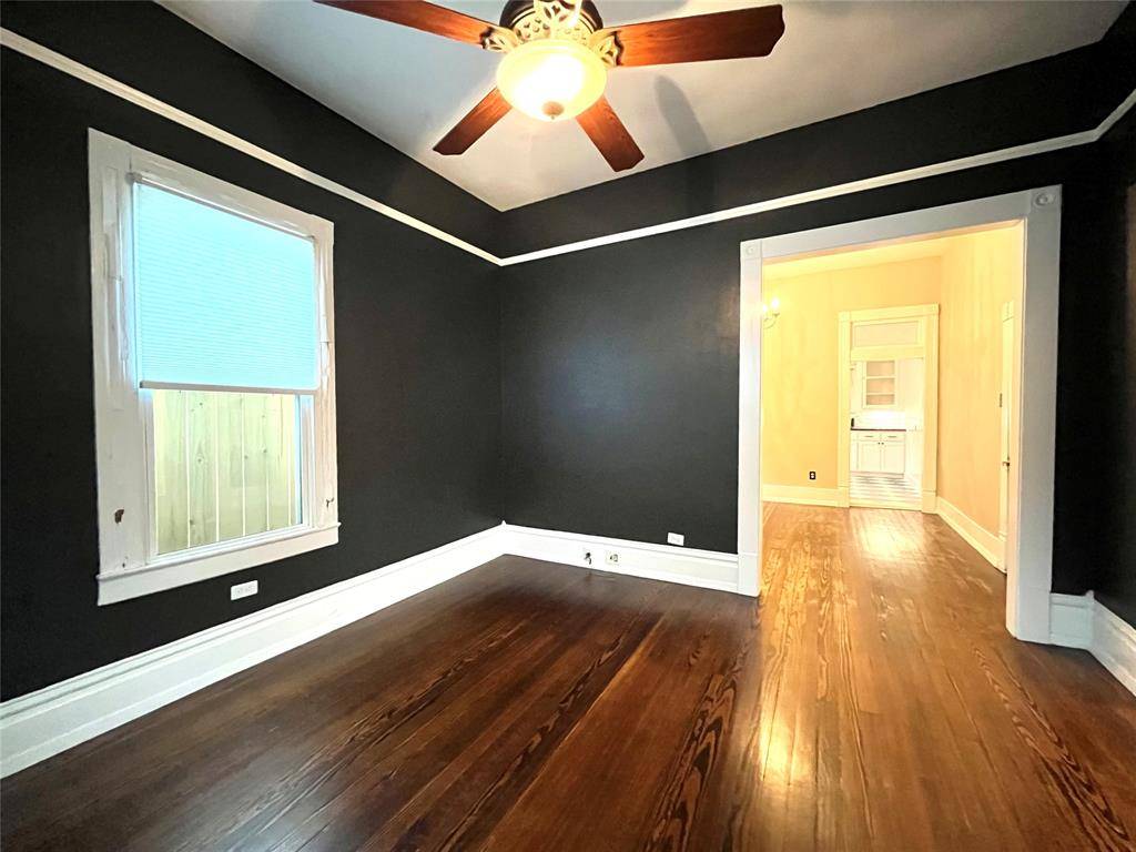 Houston, TX 77007,1220 Wagner ST
